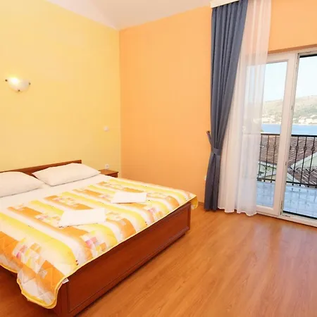 By The Sea - 3200 Apartment Rogoznica (Sibenik-Knin)