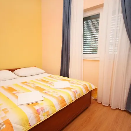By The Sea - 3200 Apartment Rogoznica (Sibenik-Knin)