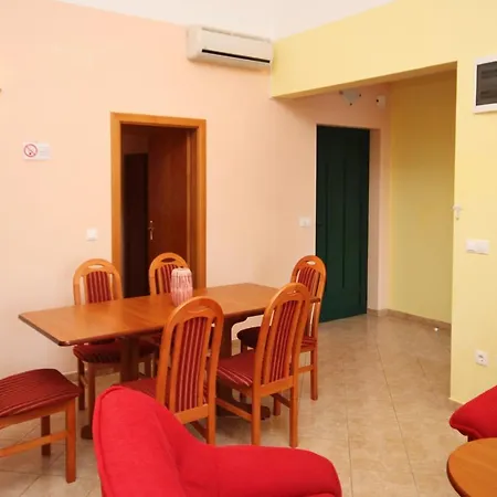 By The Sea - 3200 Apartment Rogoznica (Sibenik-Knin)