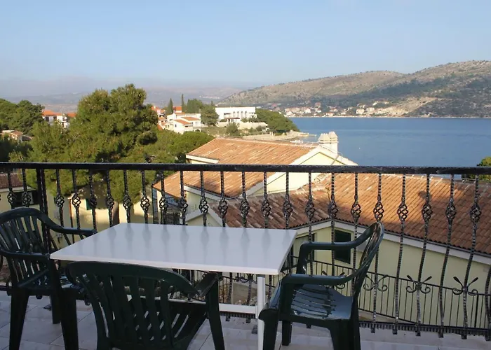 Daire By The Sea - 3200 *