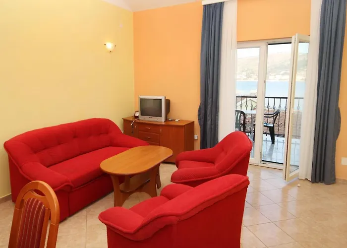 Appartement By The Sea - 3200